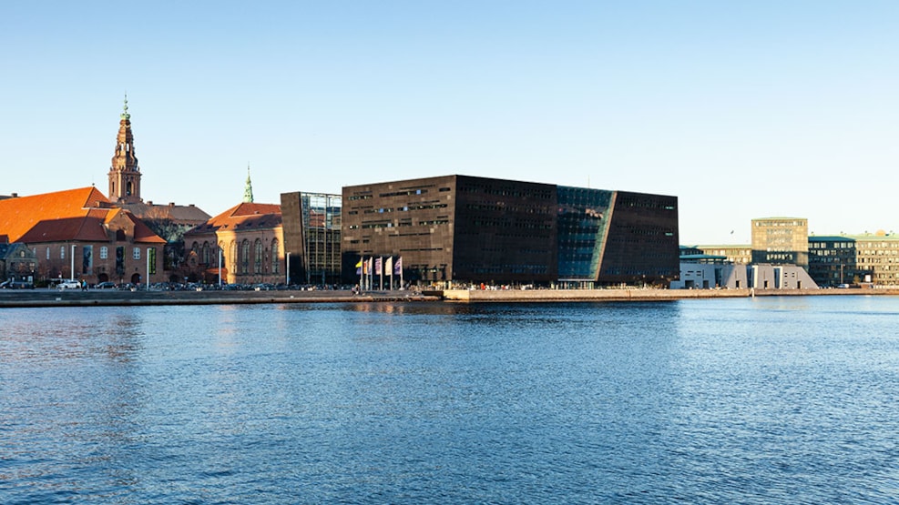 foran maksimere Kvadrant Det Kgl. Bibliotek - Den Sorte Diamant | Arkitektur | VisitCopenhagen