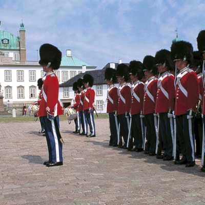 Dronning Margrethes soldater ved Fredensborg Slot