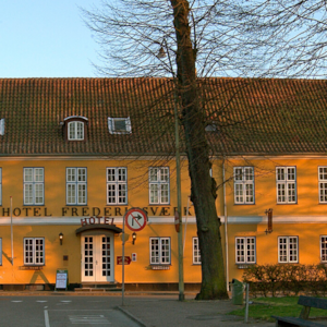 Tuesday City Walk - Frederiksværk's old inns, hotels & pubs