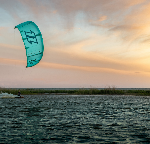 Kitesurfing with Kitekollektivet