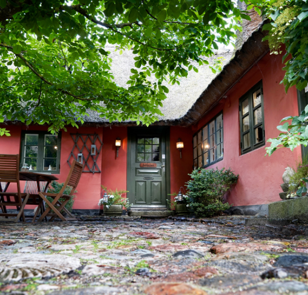 Restaurant Tinggården - Gourmet and delicious wines in idyllic surroundings