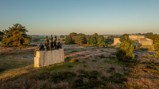 Rudolph Tegners Museum & Statuepark - Marmor og bronze i lyngklædte bakker