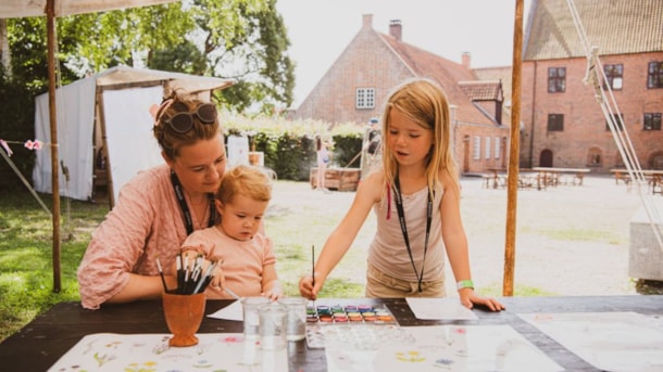 Esrum Kloster und Møllegård für Kinder | Erleben Sie die Magie und Geschichte