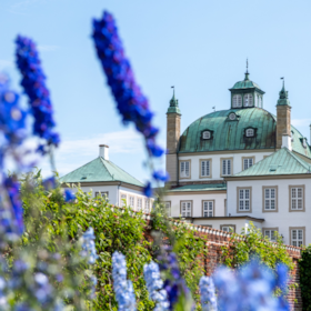 [DELETED] Besuchen Sie das Schloss der Königin während der Sommerferien - Geführte Tour durch Schloss Fredensborg und den Schlossgarten.