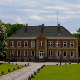 Grønnessegaard Gods - Veranstaltung in historischer Eleganz und naturverbundener Idylle