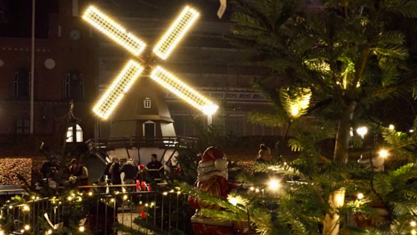 Christmas in Hillerød – Enjoy tree lighting and Christmas market at the square