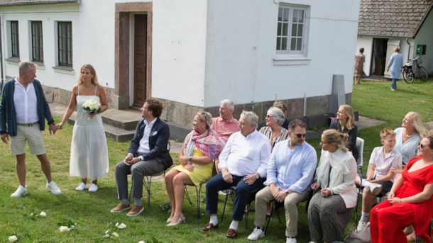 Wedding with a view of the Øresund at Nakkehoved Lighthouse