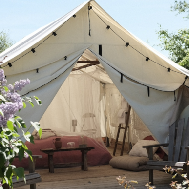 Tenthouses in Lynæs – coastal accommodation with a surf vibe