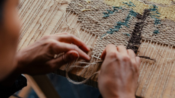 Påske på Frederiksborg: Kreative oplevelser med tråd, farver og væv