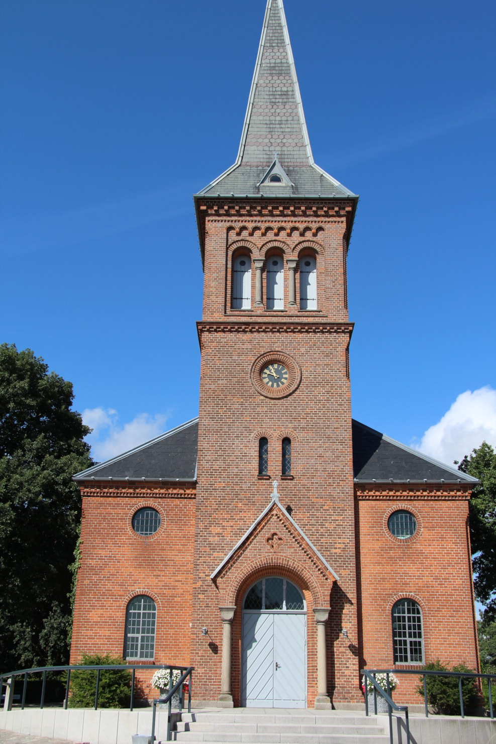 Egebæksvang Church