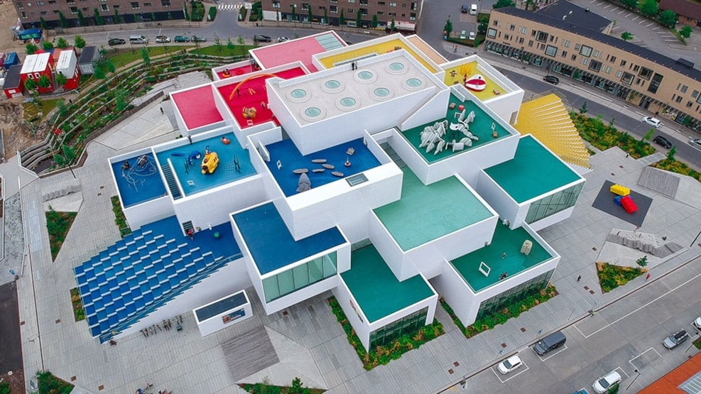 Middelhavet Somatisk celle olie LEGO House is the best attraction for children of all ages.