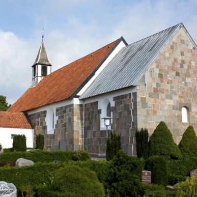 Låsby Kirke