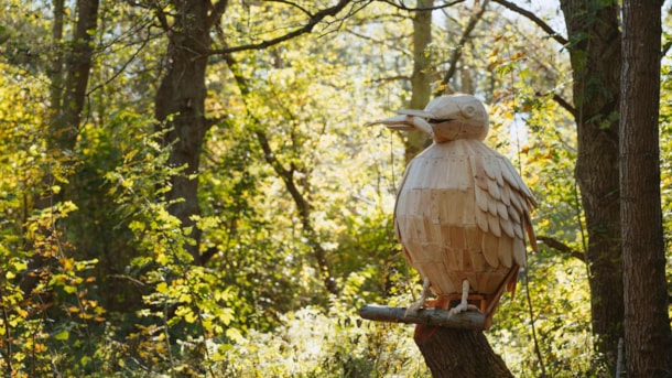 Isfuglen - Træskulptur i Erritsø Mose