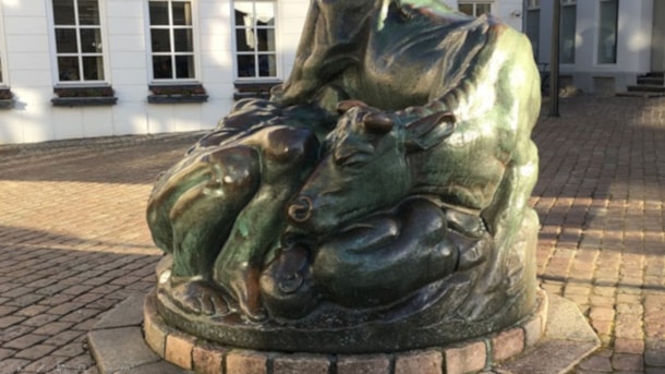 Sculpture "Ymerbrønden"