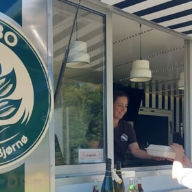 Burger og bobler på Bjørnø