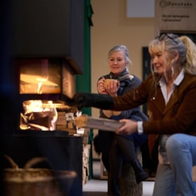 DM i issvømning, Ild i brændeovnen og varm vikingedrik