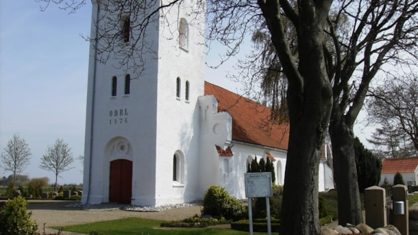 Avernakø Kirche