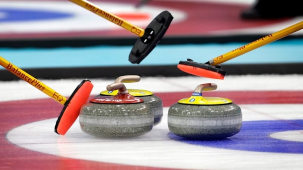[DELETED] Curling in Vojens Skating rink