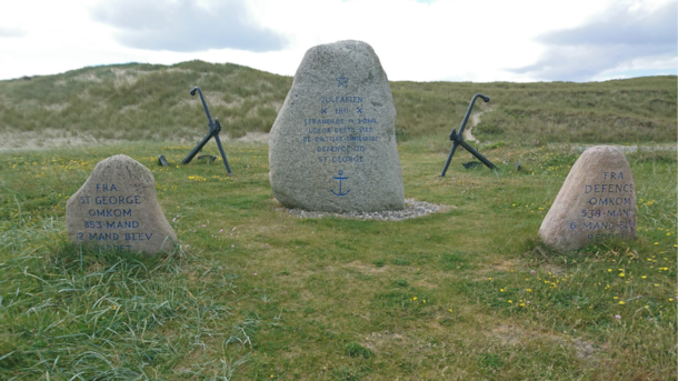 Monument over dead sailors