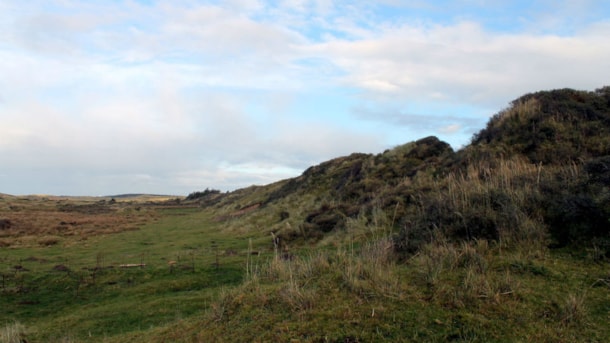 Lien - Stone age cliffs