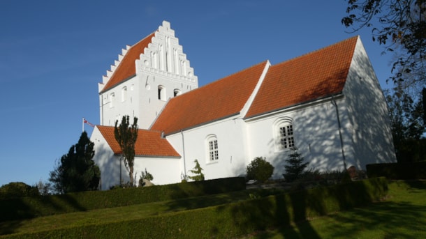 Ørslev Kirke, Ejby