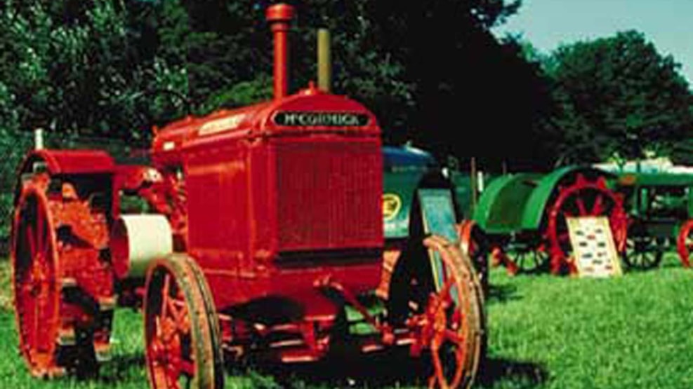 Baks Traktor- og Landbrugsmaskinmuseum