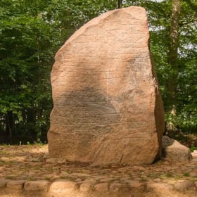 Glavendrup Stone - Runic stone