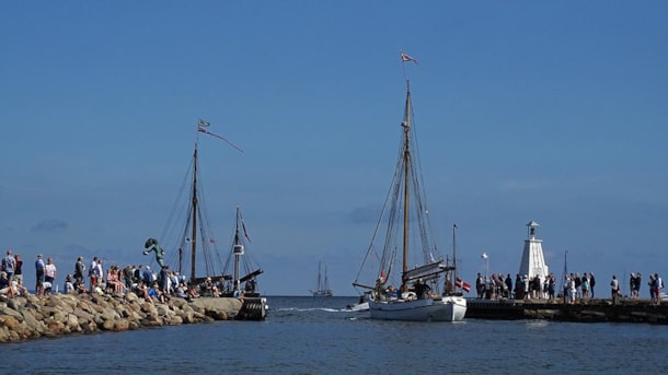 See the beautiful old wooden ships in Bogense with your family!