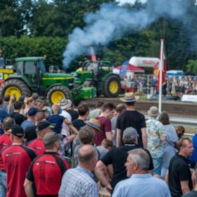 Særslev Traktortræk (Tractor Pulling)