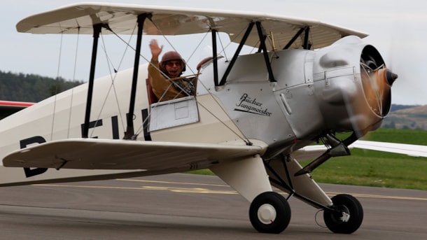 16. tee: Vintage Aerobatic World Championship 2026