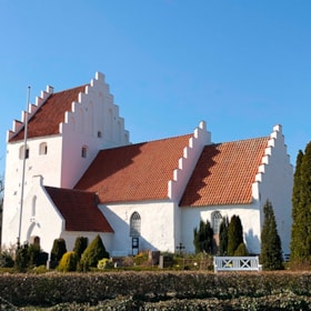 Kullerup Kirke, church