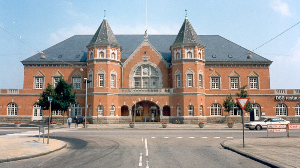 Esbjerg Railway Station | Architecture | VisitRibeEsbjerg