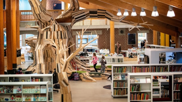 Kinderfreundliche Erlebnisse in der Bibliothek in Esbjerg