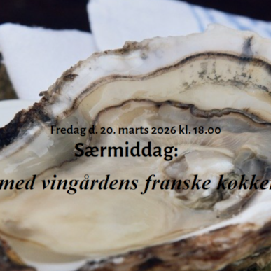 Middag ved vingårdens bord