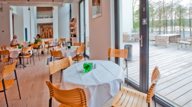 Café Ørnsø i KunstCentret Silkeborg Bad