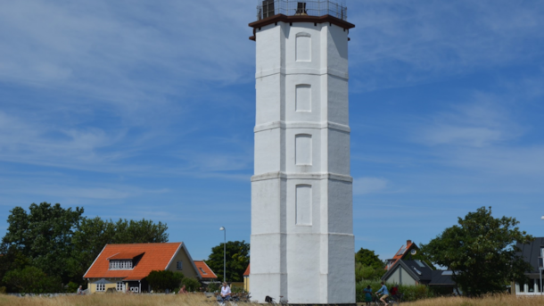 Det Hvide Fyr (The White Lighthouse)