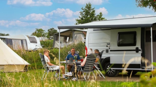 Autocamper Fur Camping - CamperStop FUR
