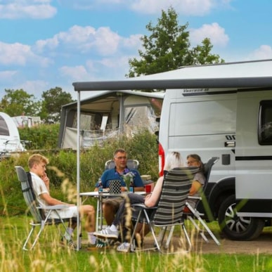 Autocamper Fur Camping - CamperStop FUR