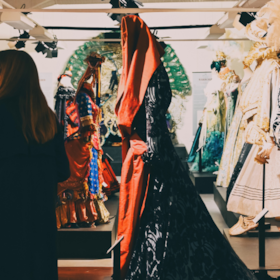 Danmarks Kostumarium - ej blot til pynt