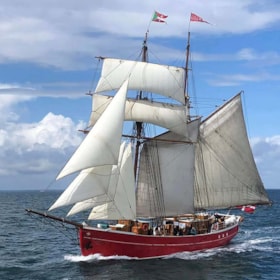 Sailing tour with Lilla Dan