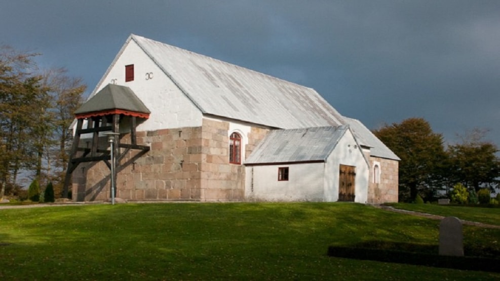 Øster Vandet Church