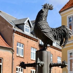 Der Hahn - eine Bronzeskulptur