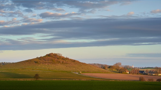 Geopark: Fakkebjerg - a ‘hat-shaped hill’