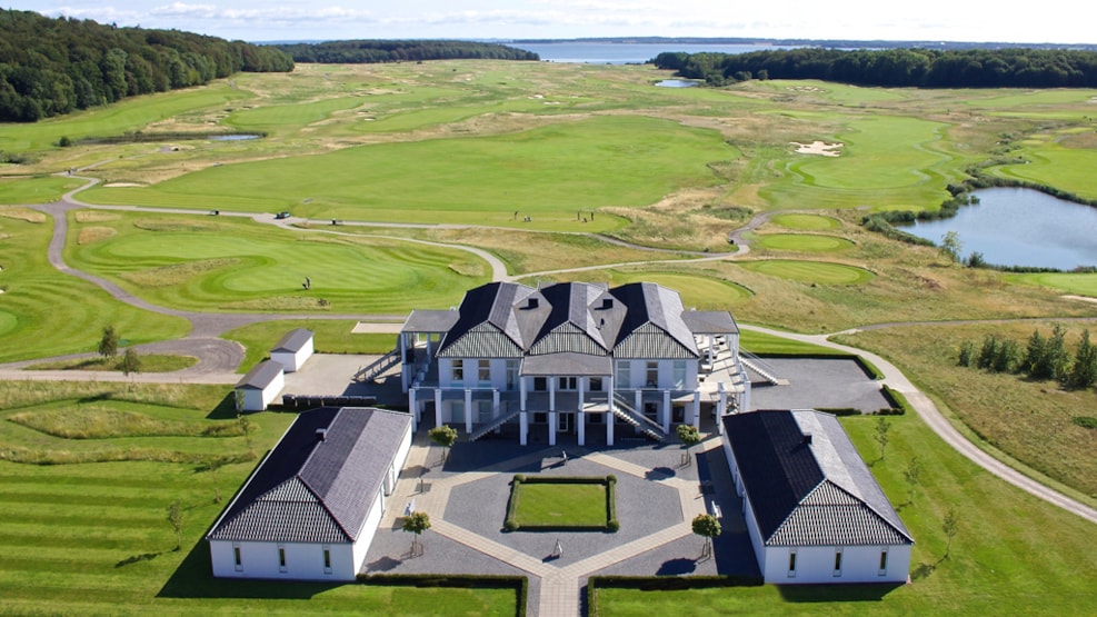 Skadelig bølge Crack pot Stensballegaard Golfklub | Danmarks bedste golfbaner