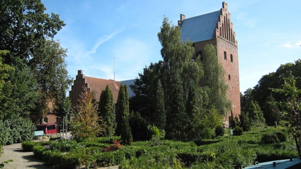 Fraugde Kirke, landsbykirke