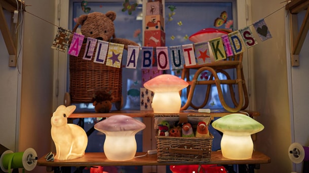 All about Kids - Kleidung und Spielzeug