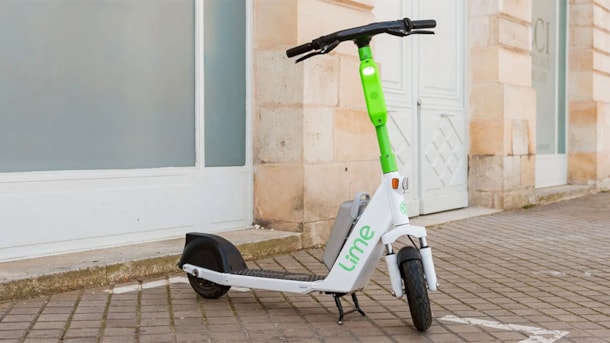 LIME E-scooter