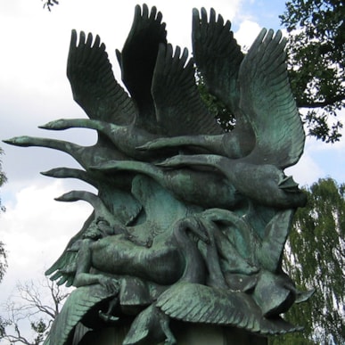 De vilde svaner - skulptur