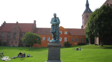The Hans Christian Andersen Statue
