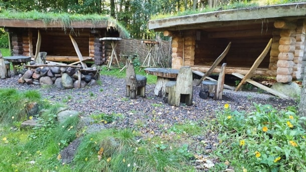 Friluftsladens shelters